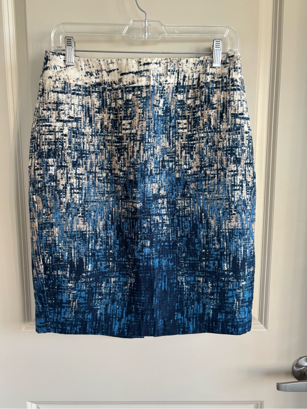 Ann Taylor Blue and Cream Textured Pencil Skirt